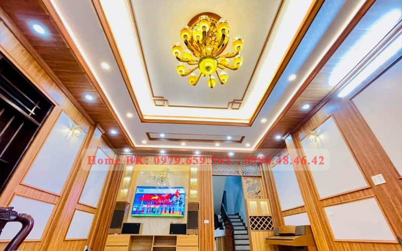 Ốp nhựa giả gỗ phòng khách đẹp nhất