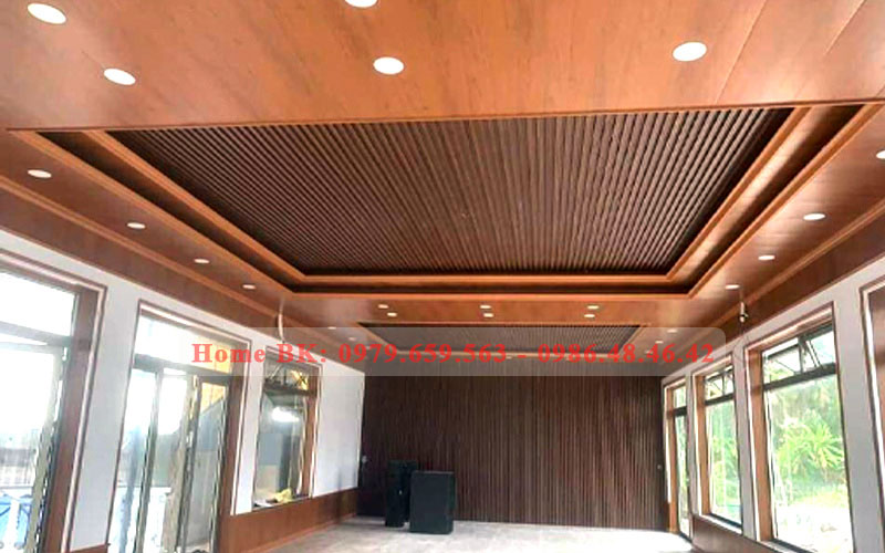 Ốp nhựa giả gỗ phòng khách đẹp nhất hiện nay